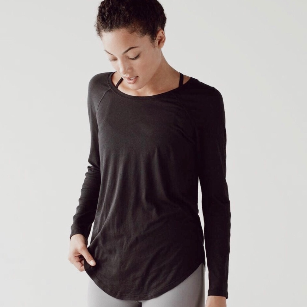 Lululemon long sleeve top!🦋